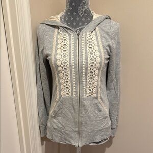 Bordeaux zip up sweater size medium